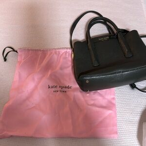 Green Kate spade bag